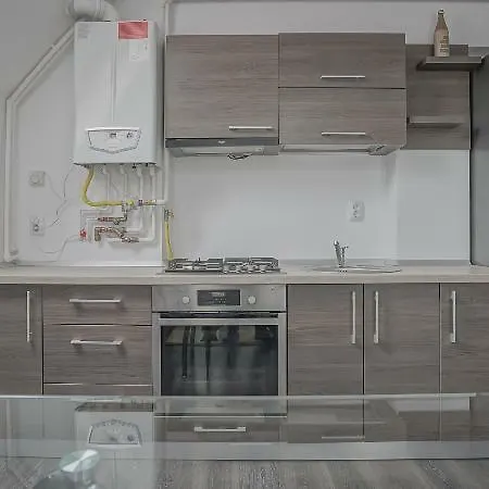 Apartment Cn2i Luxuri Accommodation/safety Brasov